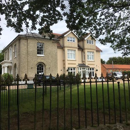 Stunning 2 Bed Georgian Apartment Swafield Exterior foto